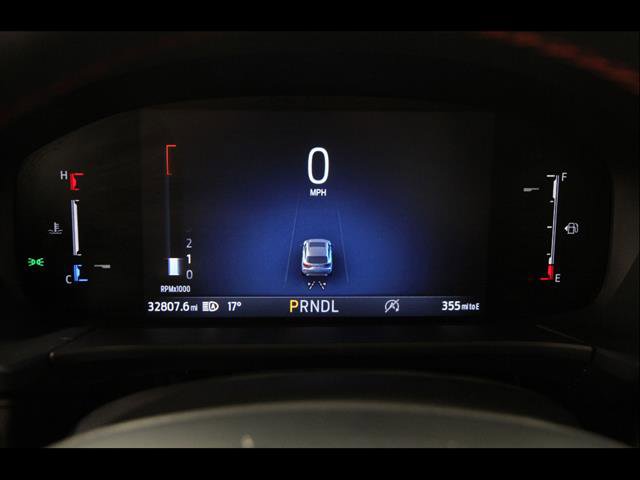Certified 2025 Ford Escape ST-Line AWD/4WD image 8