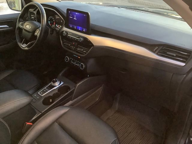 Certified 2020 Ford Escape SEL image 29