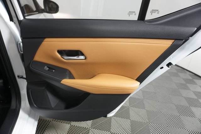Used 2023 Nissan Sentra SV w/ SV Premium Package FWD image 31