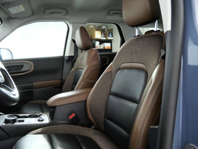Certified 2025 Ford Bronco Sport Outer Banks w/ Outer Banks Tech Package+ AWD/4WD image 17