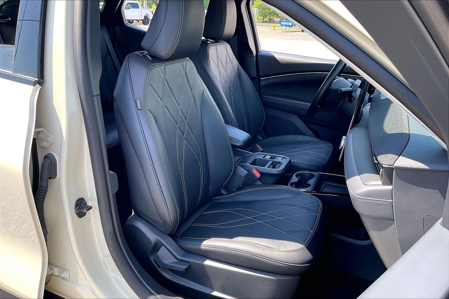 Certified 2025 Ford Mustang Mach-E Select AWD/4WD image 7