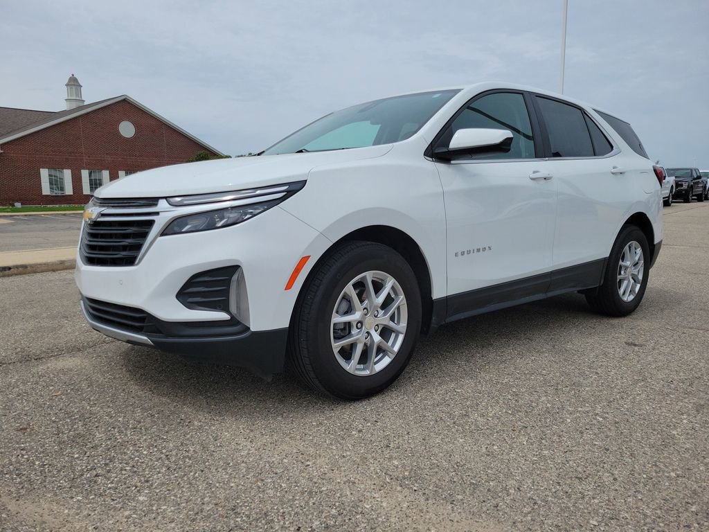 Used 2022 Chevrolet Equinox LT FWD image 4