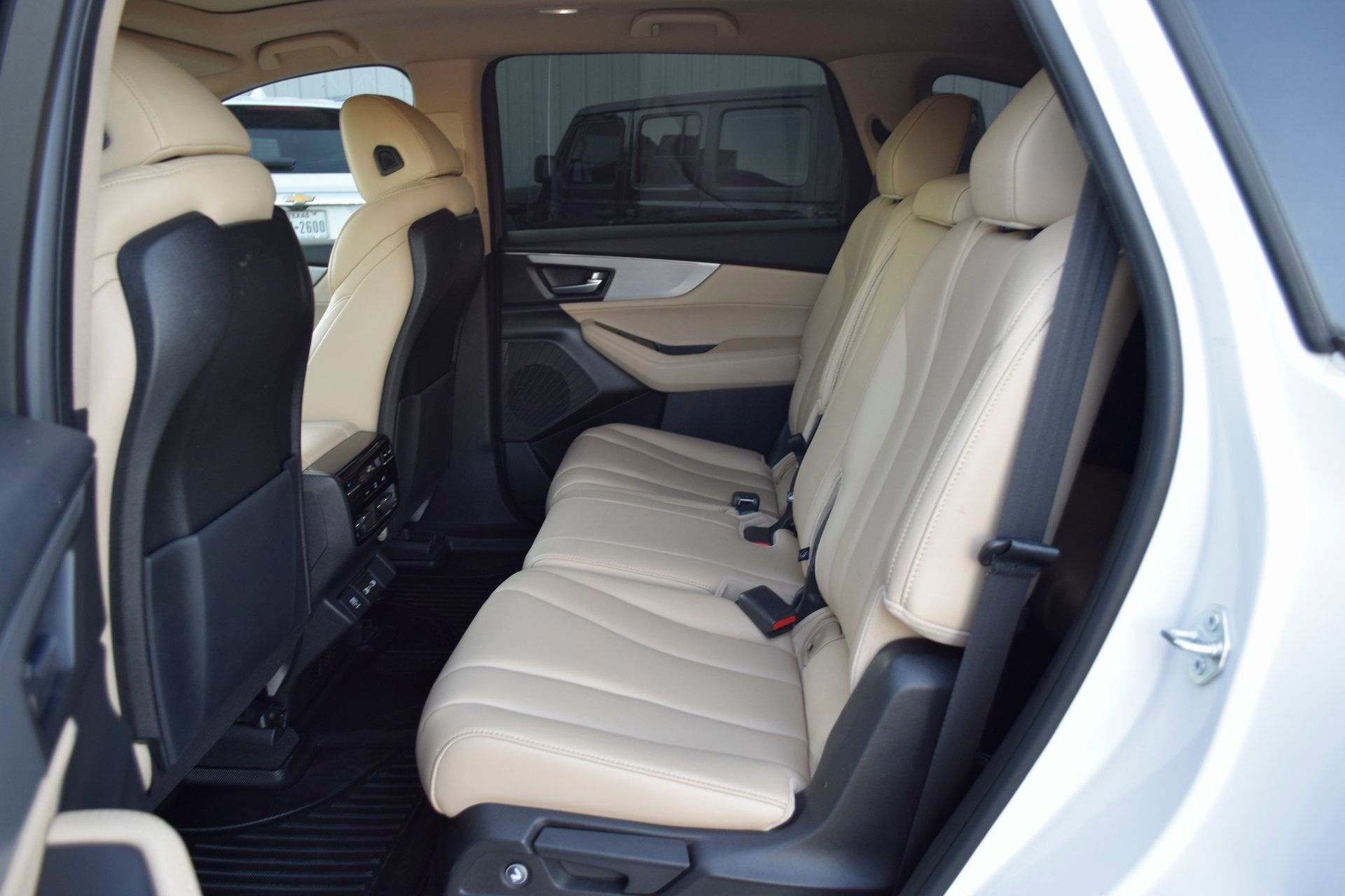 Used 2022 Acura MDX FWD image 21