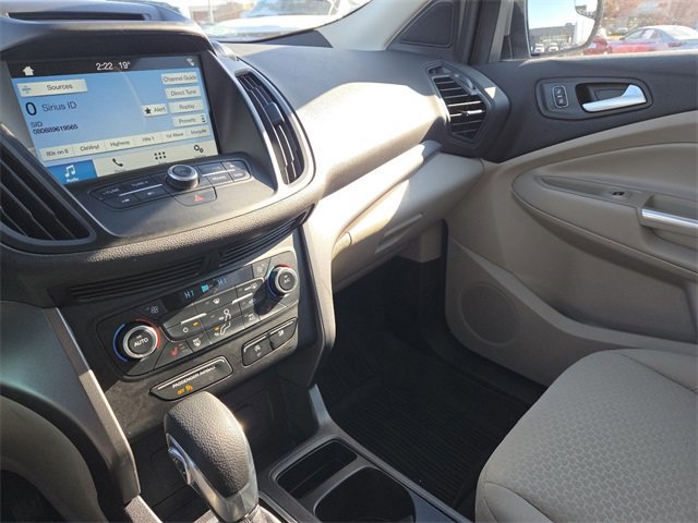 Certified 2018 Ford Escape SE w/ SE Sync 3 Package image 31