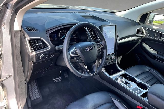 Certified 2022 Ford Edge SEL w/ Convenience Package AWD/4WD image 10