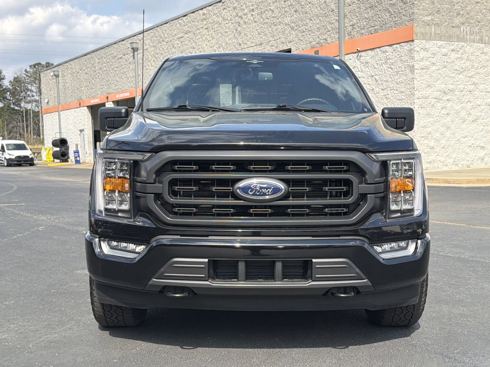 Certified 2023 Ford F150 XLT w/ Equipment Group 302A High image 8