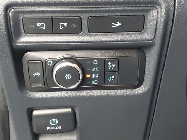 Certified 2022 Ford F150 XLT w/ Equipment Group 302A High image 14