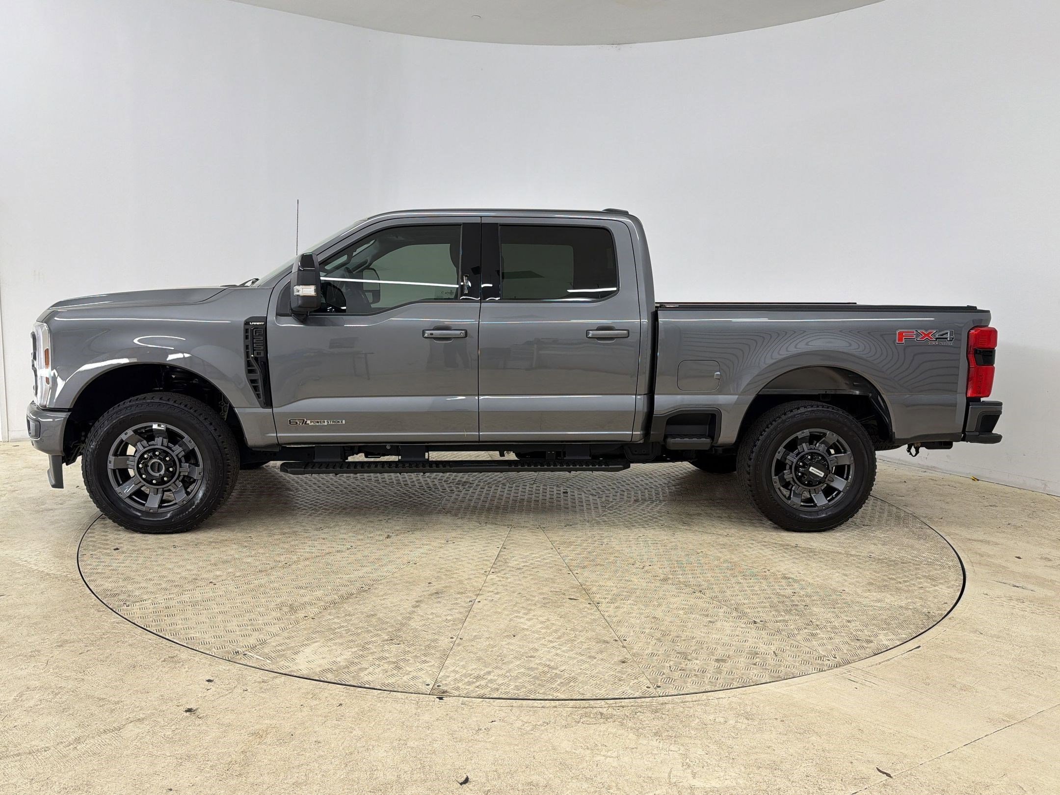 Certified 2024 Ford F250 Lariat w/ Lariat Ultimate Package image 2