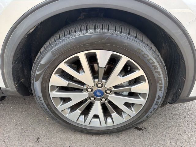 Certified 2020 Ford Escape Titanium image 14