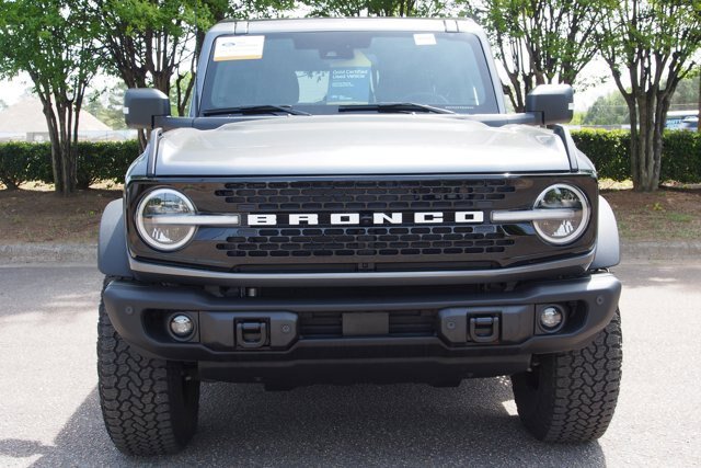 Certified 2025 Ford Bronco Badlands AWD/4WD image 2