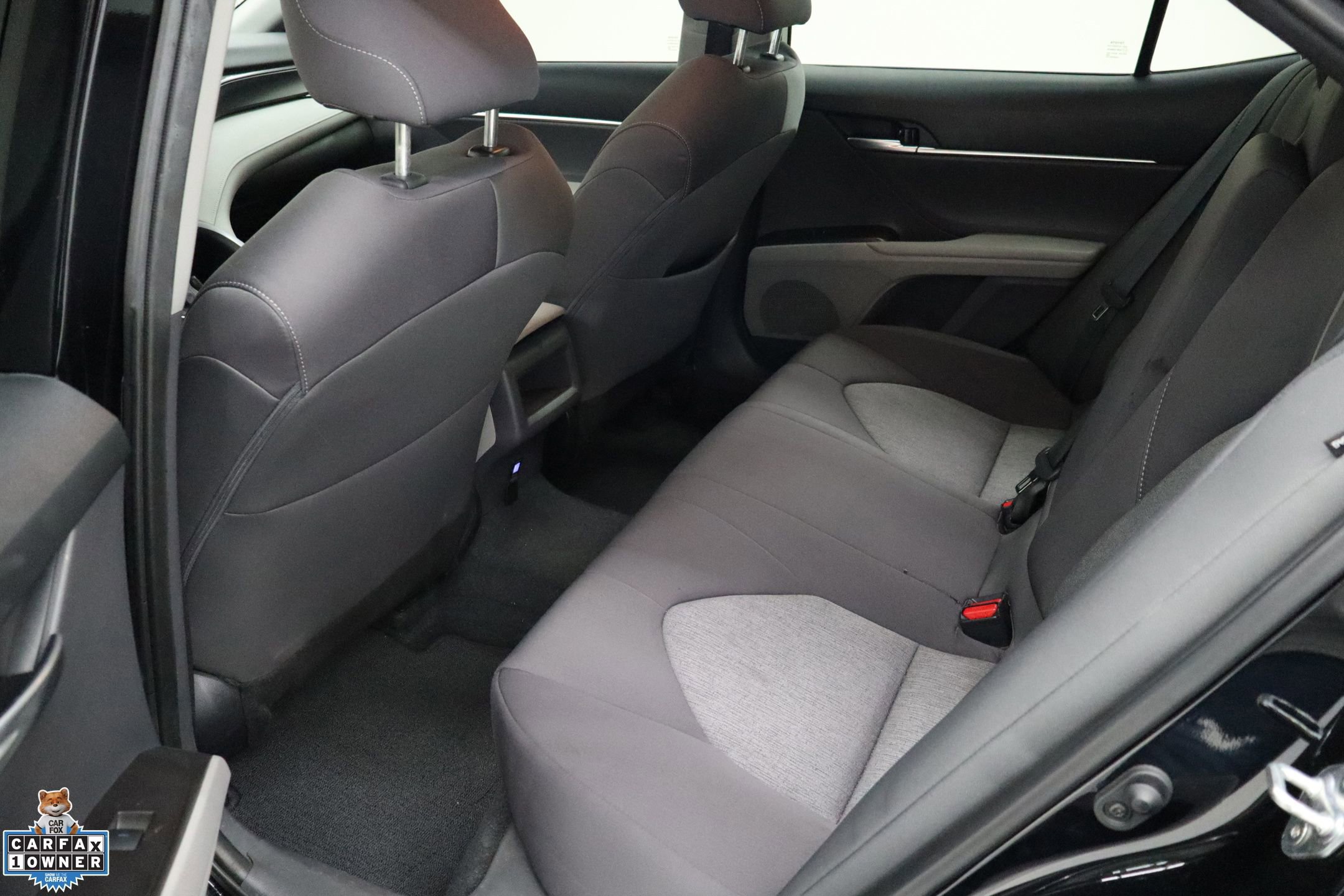 Used 2024 Toyota Camry LE image 30