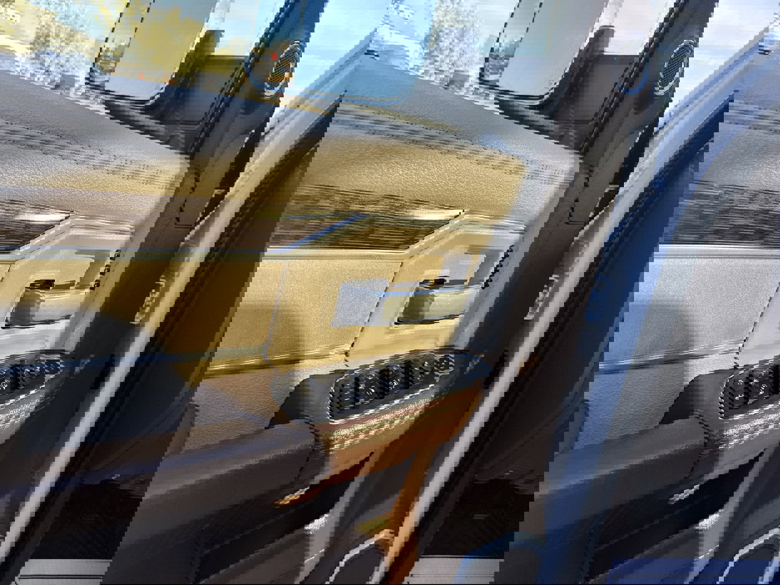 Used 2020 RAM 2500 Laramie image 10