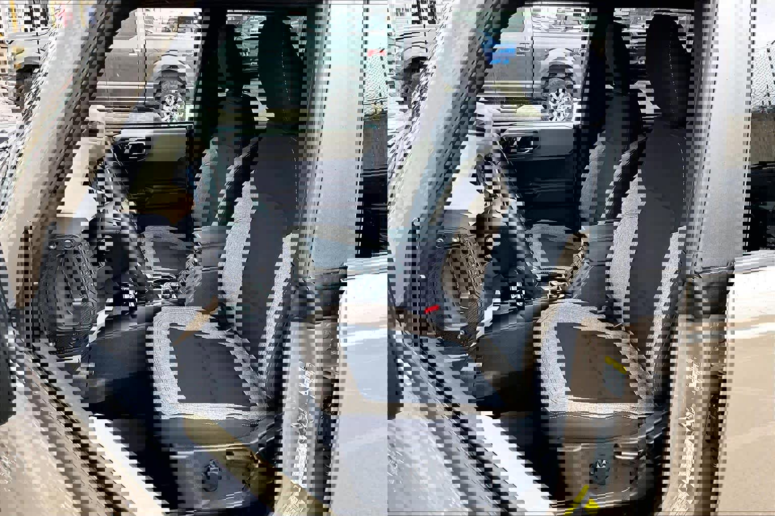 Certified 2025 Ford Bronco Big Bend image 11