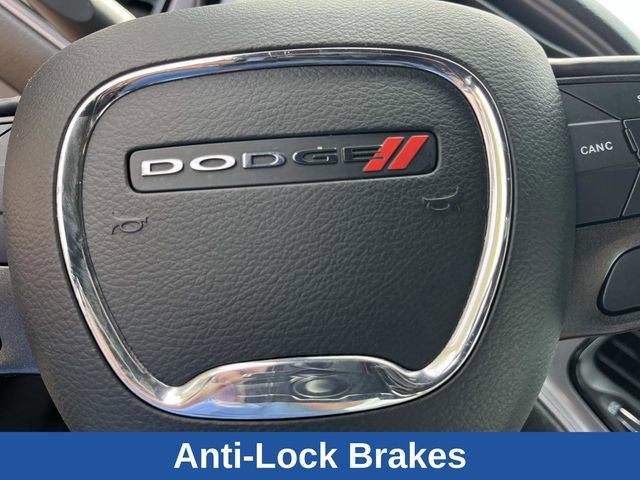Used 2023 Dodge Challenger SXT RWD image 34