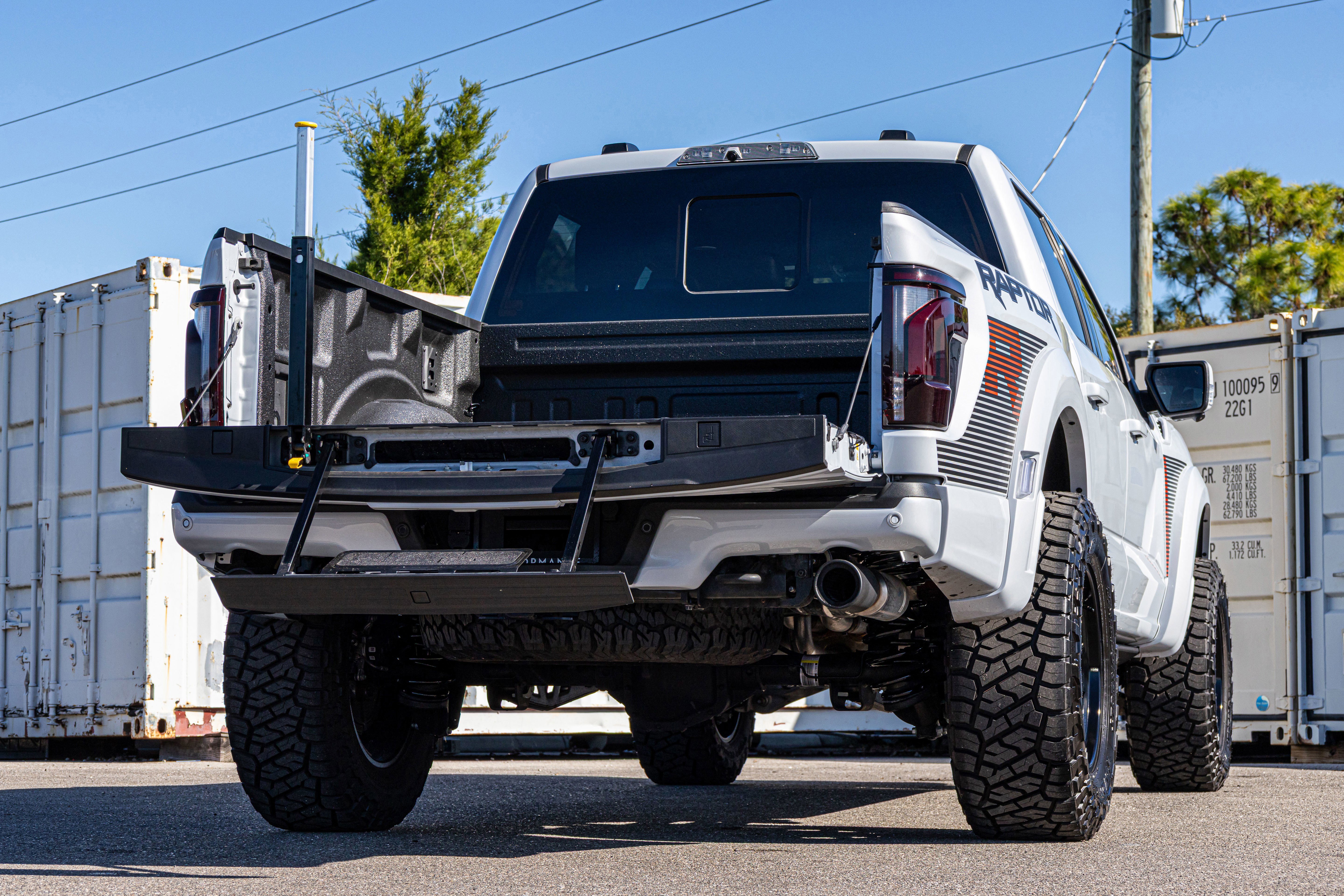 Certified 2025 Ford F150 Raptor w/ Equipment Group 803A Raptor R image 6