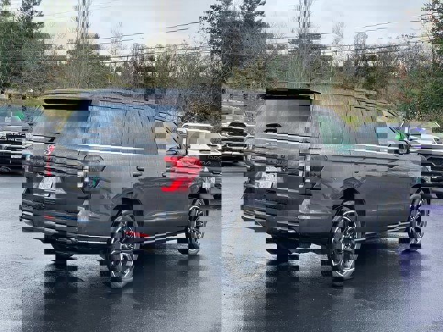 Certified 2022 Ford Expedition Limited image 3