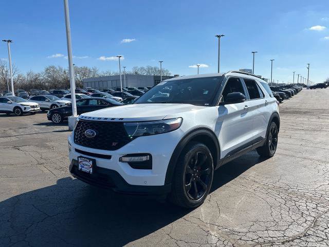 Certified 2024 Ford Explorer ST w/ Equipment Group 401A image 3