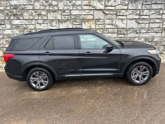 Certified 2023 Ford Explorer XLT w/ Equipment Group 202A image 2