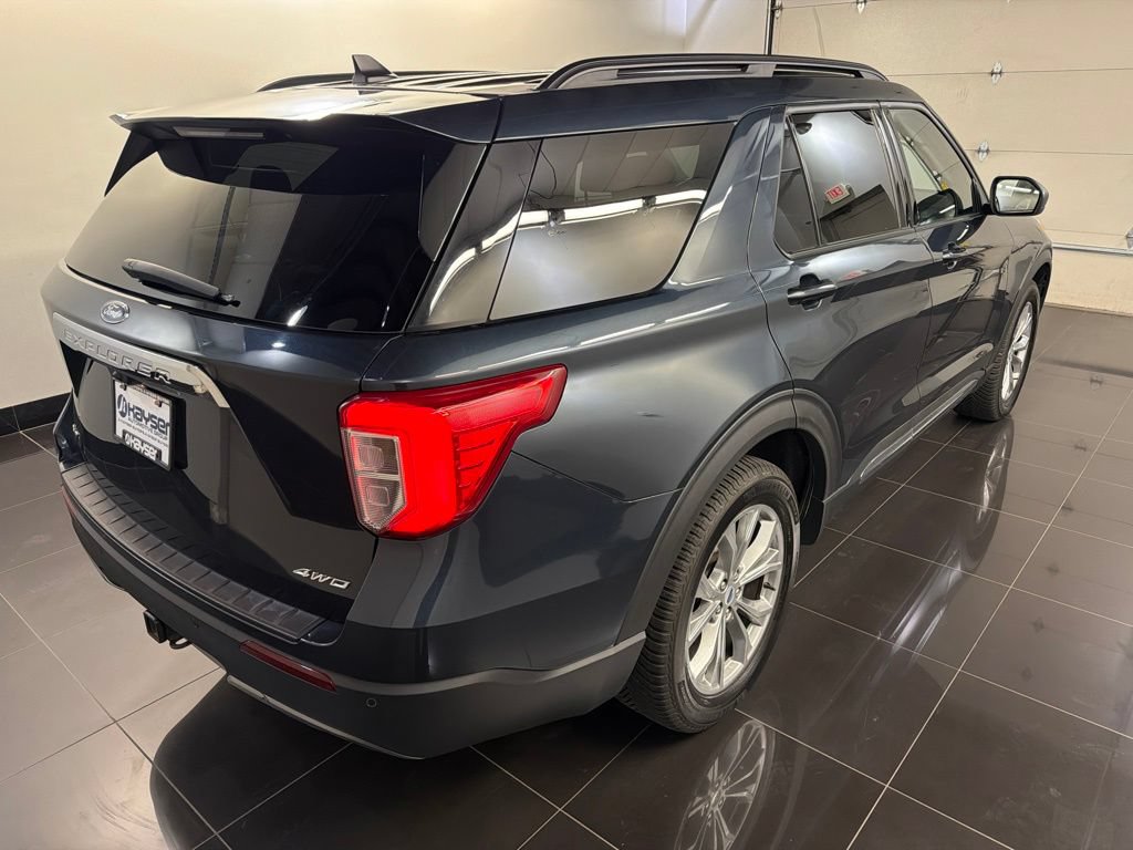 Certified 2023 Ford Explorer XLT w/ Equipment Group 202A AWD/4WD image 6