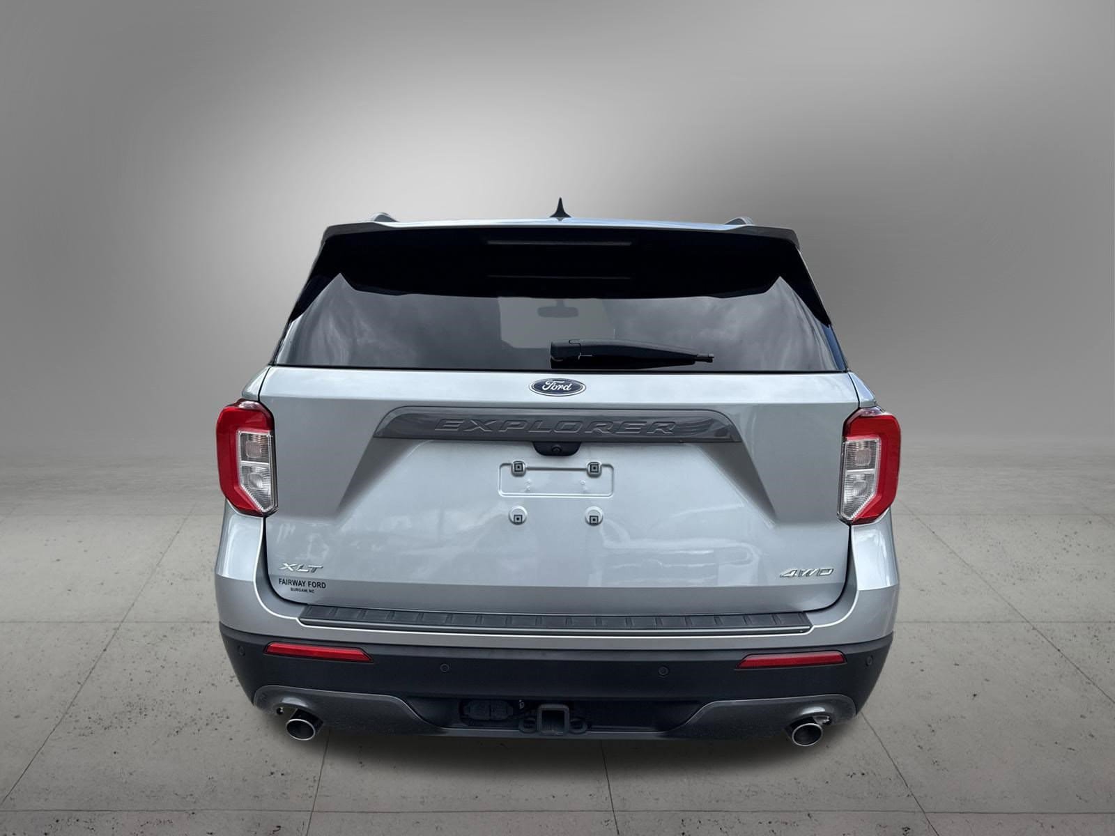 Certified 2023 Ford Explorer XLT w/ Equipment Group 202A AWD/4WD image 8