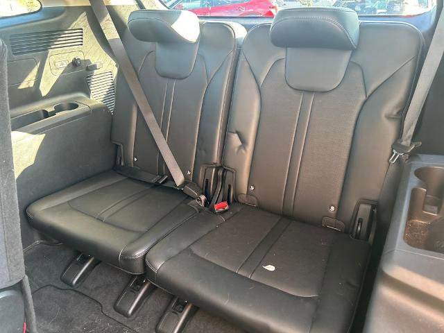 Used 2024 Kia Sorento S image 31