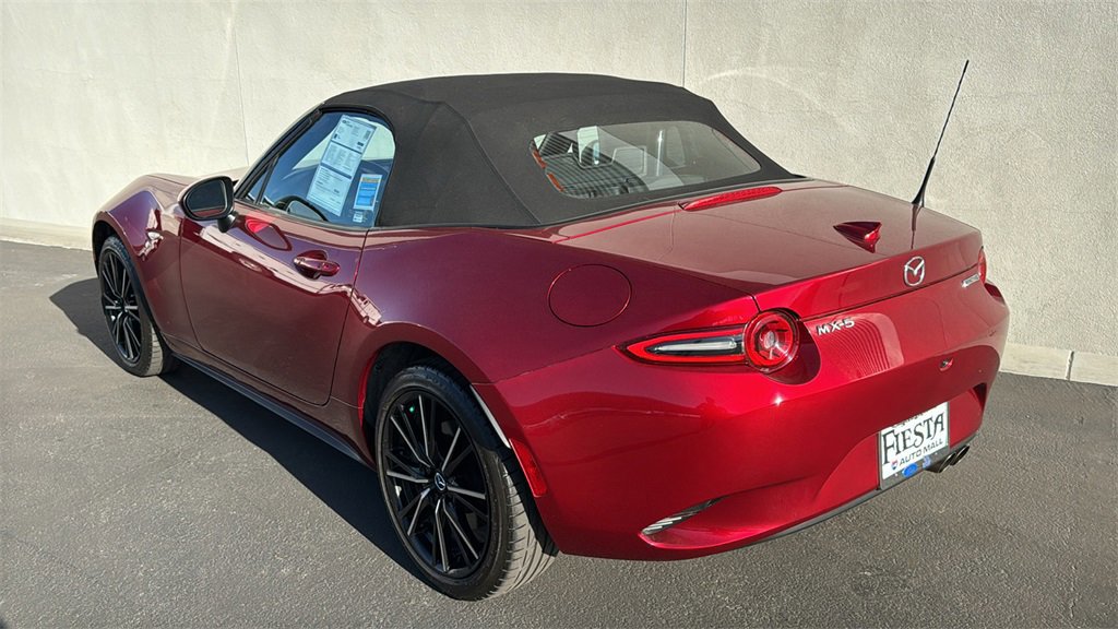 Used 2025 MAZDA MX-5 Miata Grand Touring w/ Weather Package image 3