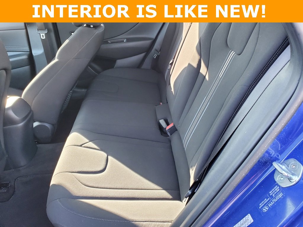 Used 2022 Hyundai Elantra SEL w/ Convenience + Premium Package image 9