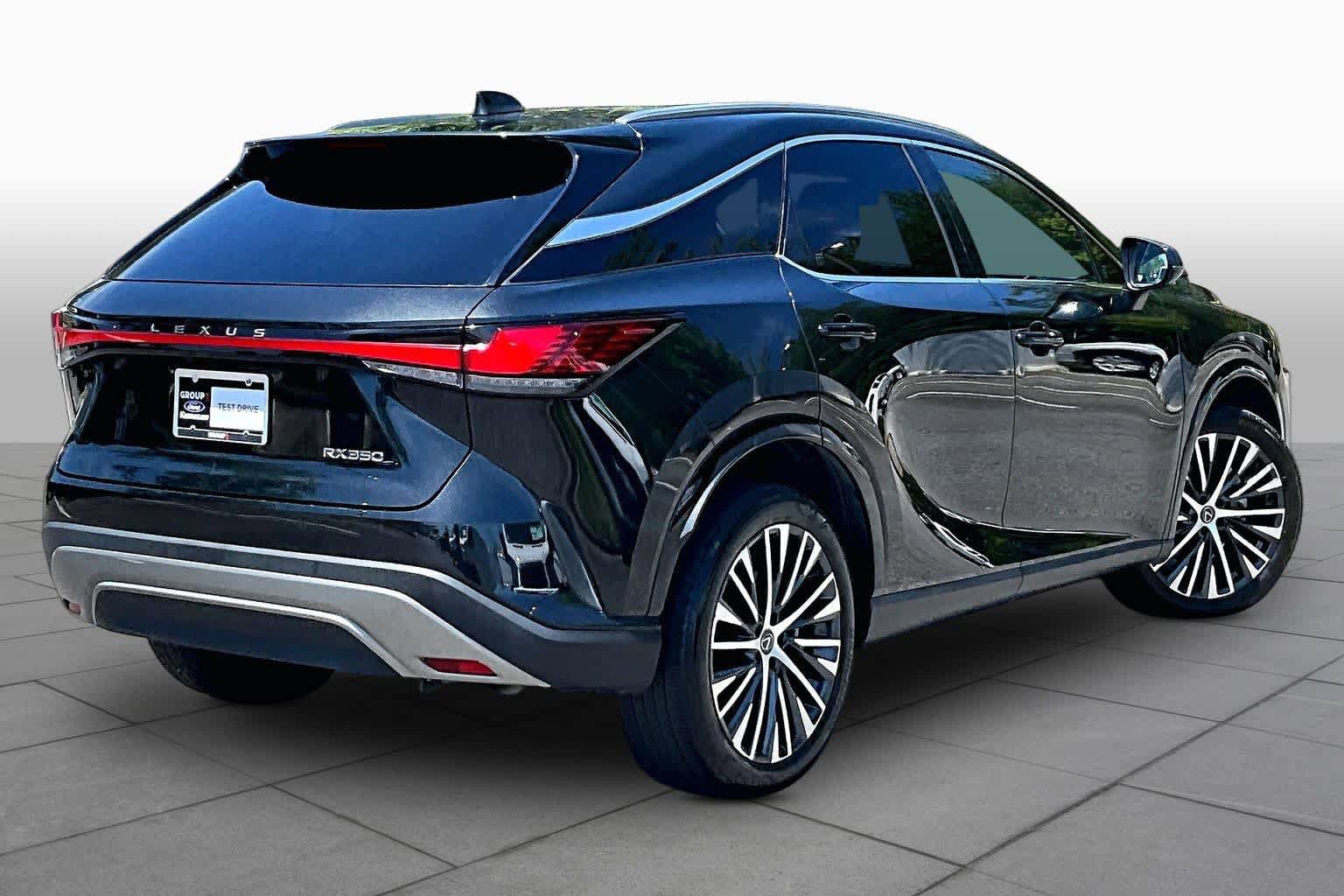 Used 2023 Lexus RX 350 Premium Plus w/ Cold Area Package FWD image 13
