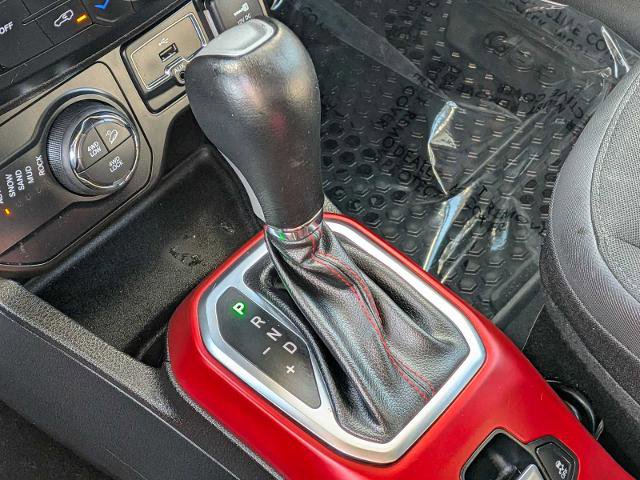 Used 2021 Jeep Renegade Trailhawk image 33