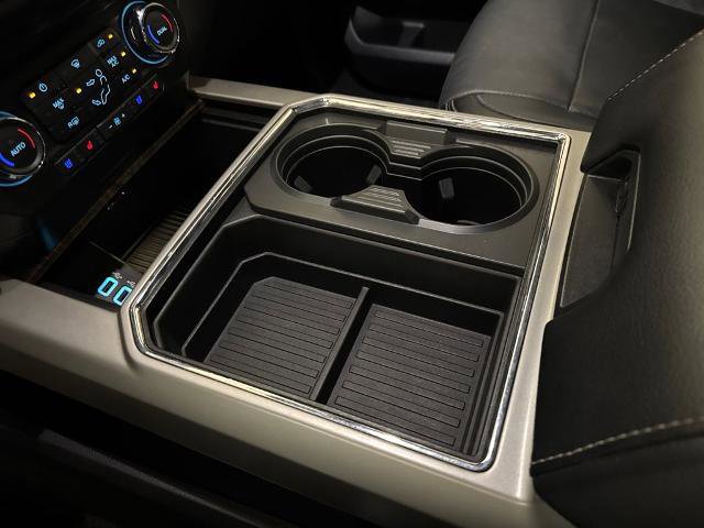 Certified 2017 Ford F350 Lariat w/ Chrome Package image 32