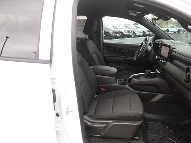 Used 2026 Chevrolet Colorado W/T AWD/4WD image 27