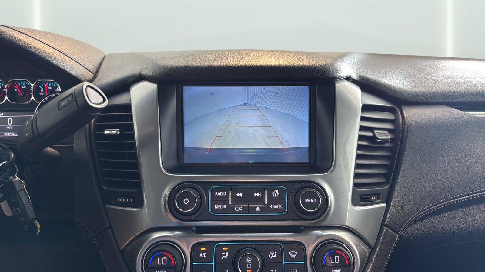 Used 2020 Chevrolet Tahoe LS RWD image 19