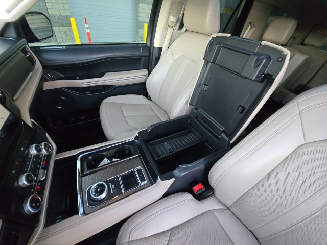 Certified 2024 Ford Expedition Limited RWD image 27
