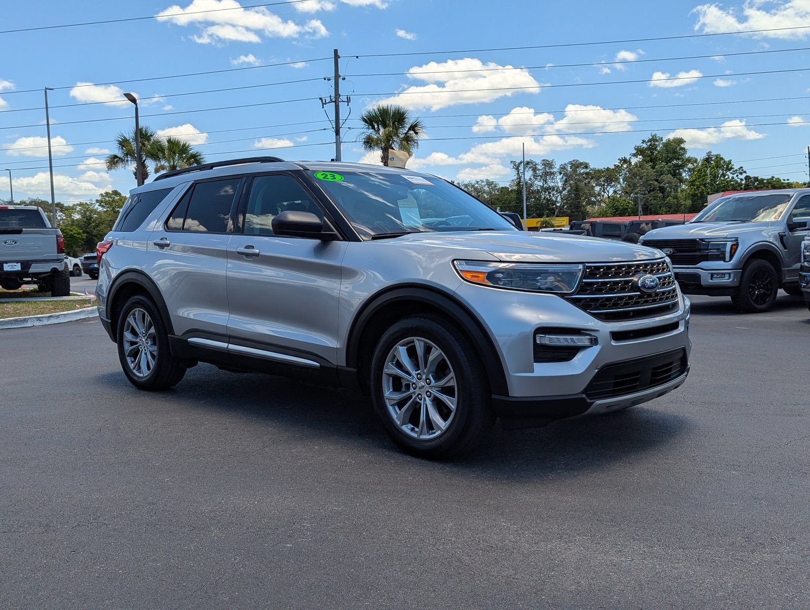Certified 2023 Ford Explorer XLT w/ Equipment Group 202A RWD image 2