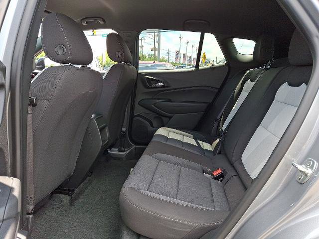 Used 2024 Chevrolet Trax RS w/ Driver Confidence Package FWD image 9