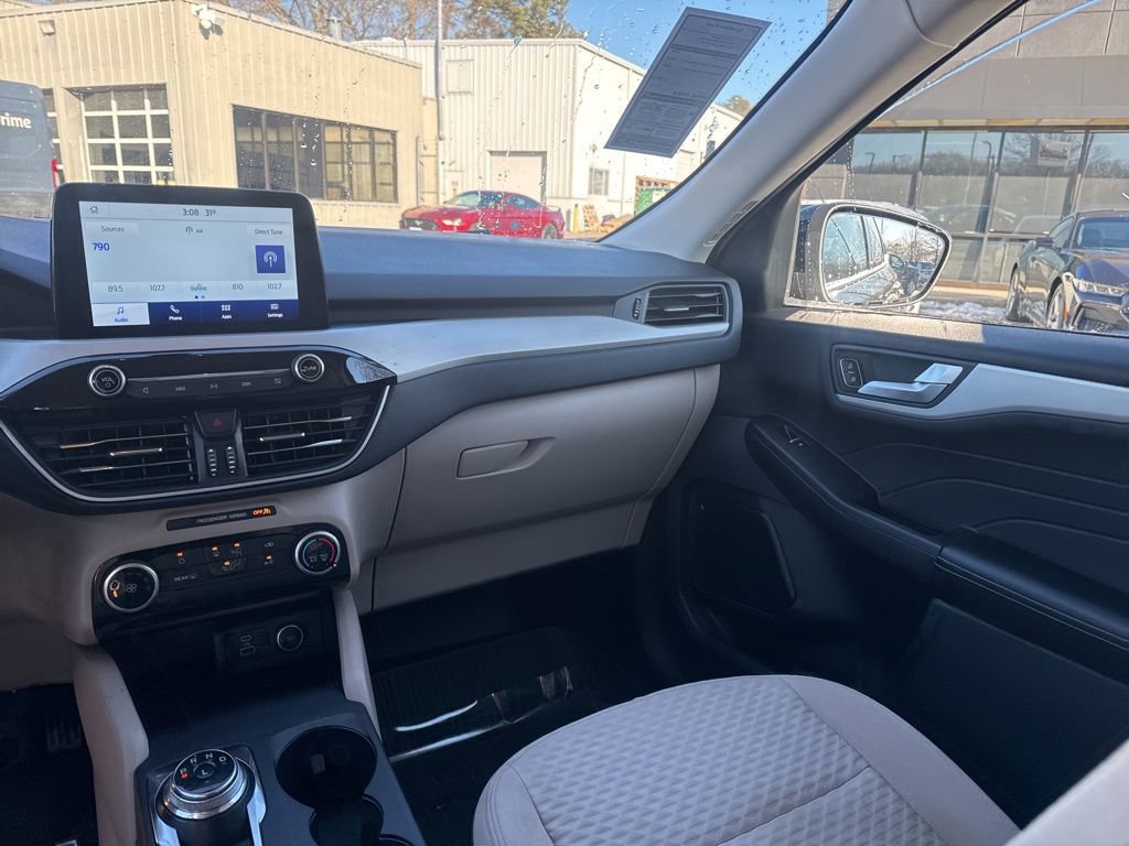 Certified 2021 Ford Escape SE image 59