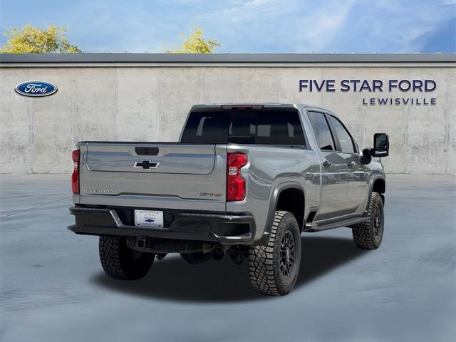 Used 2024 Chevrolet Silverado 2500 ZR2 w/ Technology Package image 4
