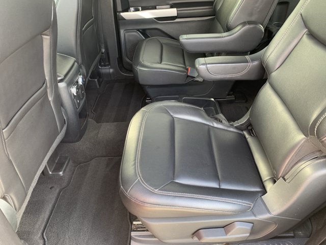 Certified 2021 Ford Explorer XLT w/ Equipment Group 202A AWD/4WD image 18