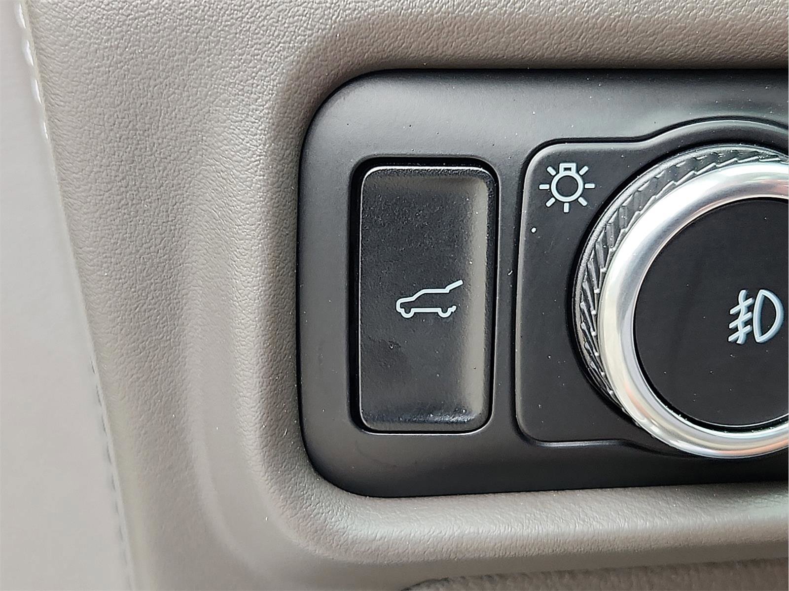 Certified 2023 Ford Explorer Platinum w/ Technology Package image 16