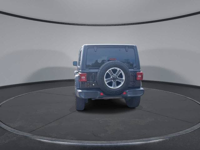 Used 2018 Jeep Wrangler Unlimited Sahara w/ Dual Top Group AWD/4WD image 7