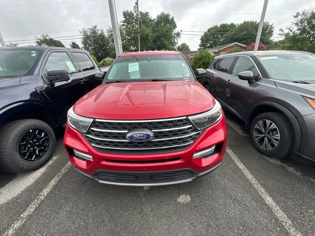 Certified 2022 Ford Explorer XLT w/ Equipment Group 202A AWD/4WD image 18