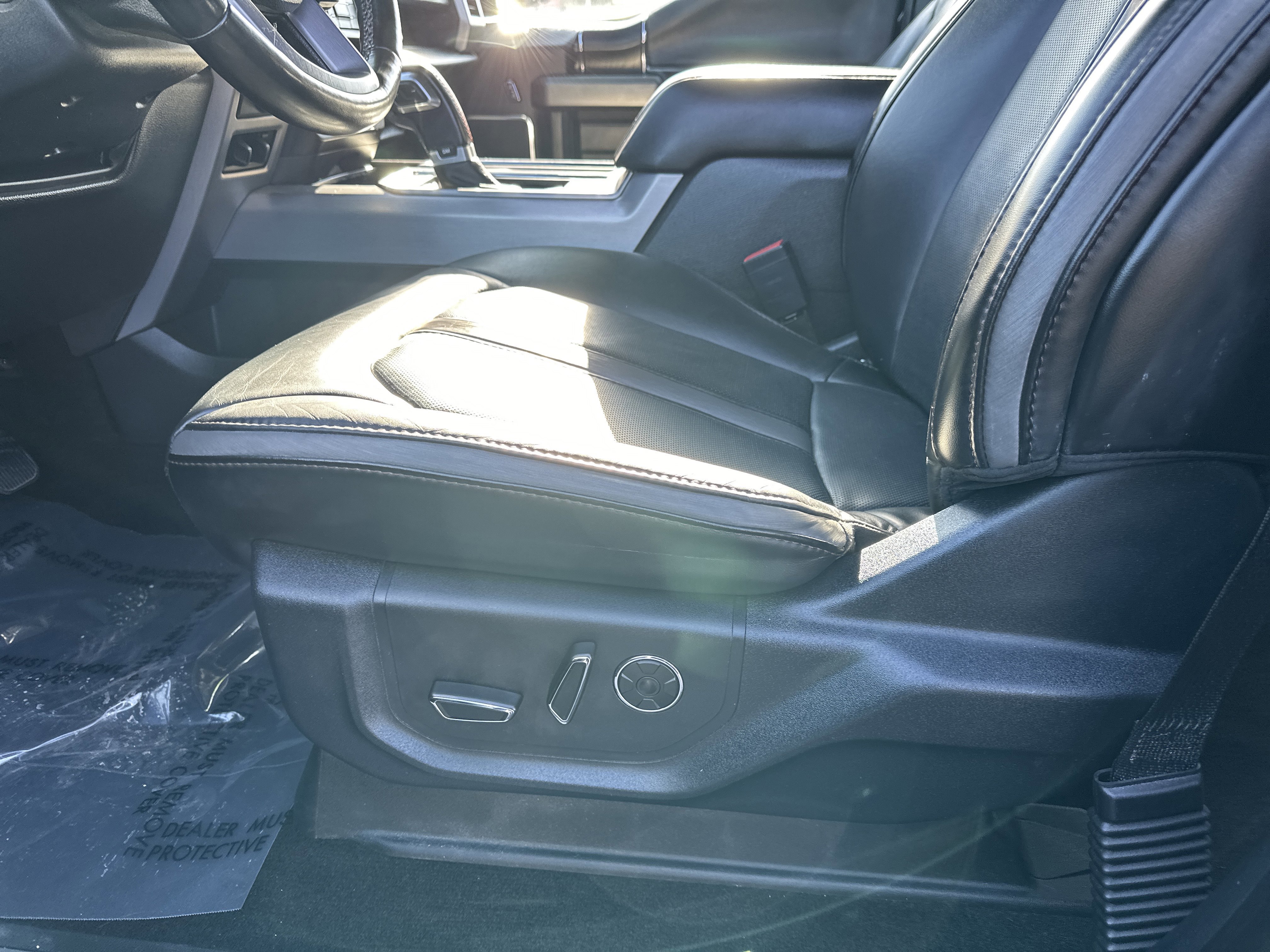 Certified 2020 Ford F150 Platinum w/ Equipment Group 701A Luxury image 15