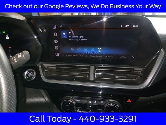 Used 2025 Chevrolet Trax RS w/ Sunroof Package FWD image 26