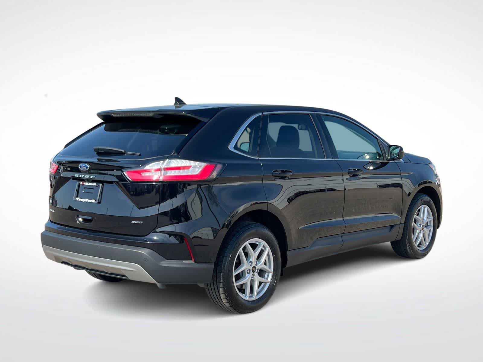 Certified 2024 Ford Edge SEL w/ Convenience Package AWD/4WD image 8