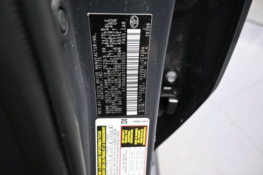 Used 2026 Toyota Camry SE FWD image 17