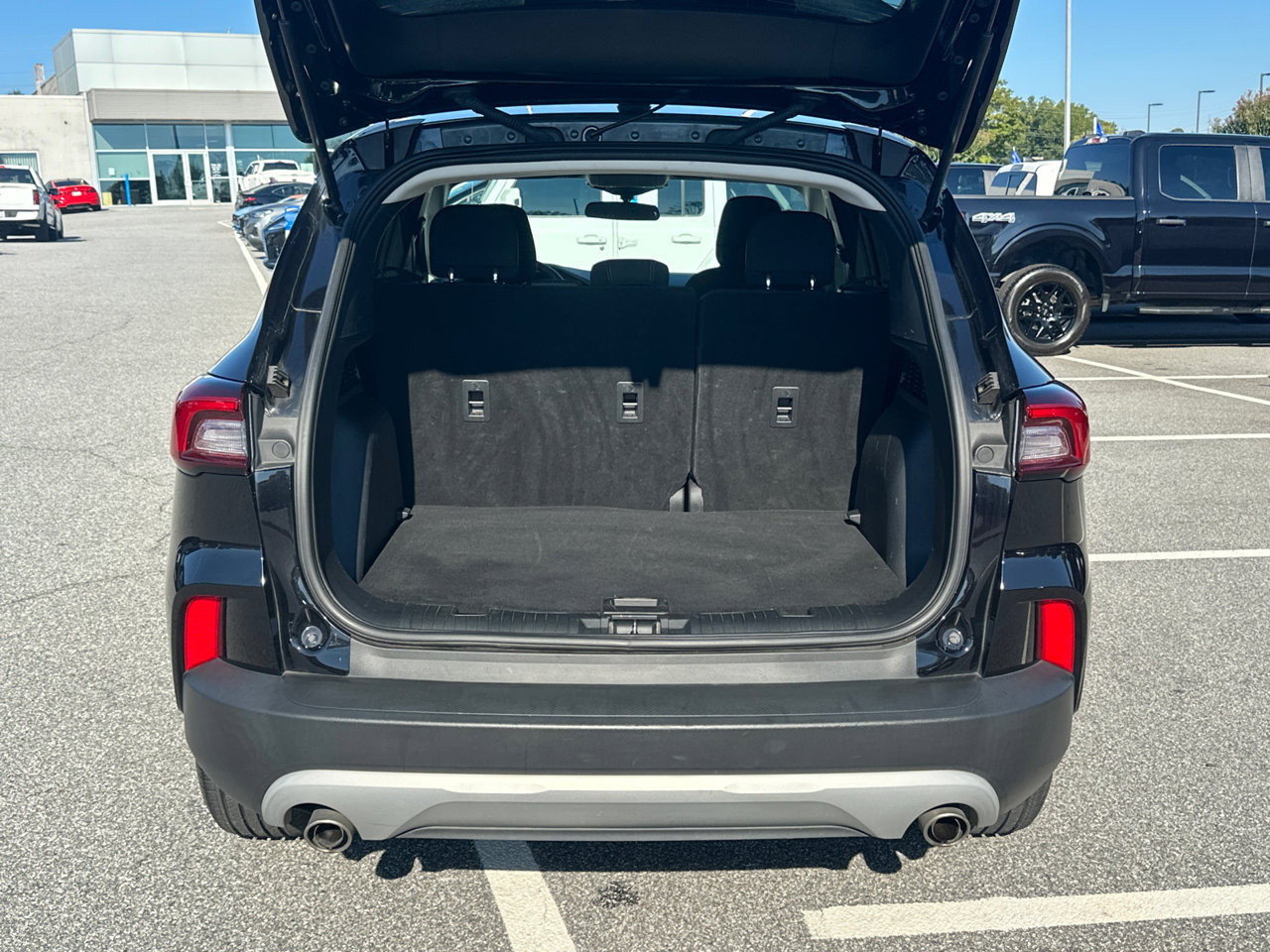 Certified 2025 Ford Escape Active FWD image 20