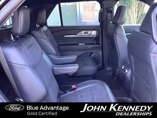 Certified 2025 Ford Explorer ST image 28