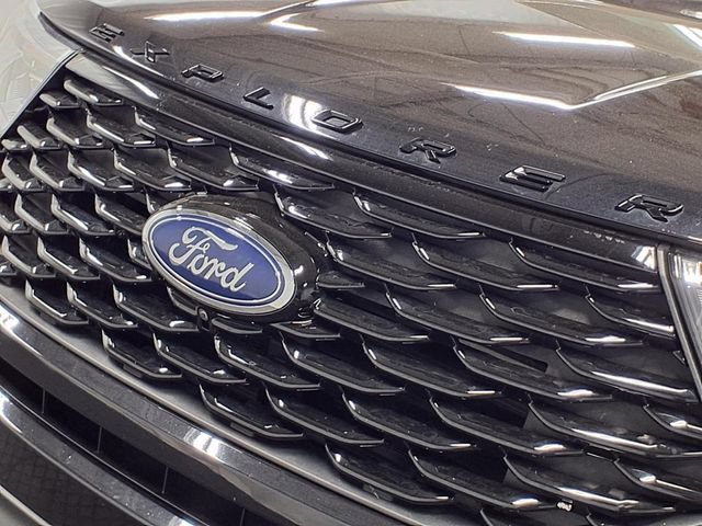 Certified 2024 Ford Explorer ST-Line w/ Class IV Trailer Tow Package AWD/4WD image 34