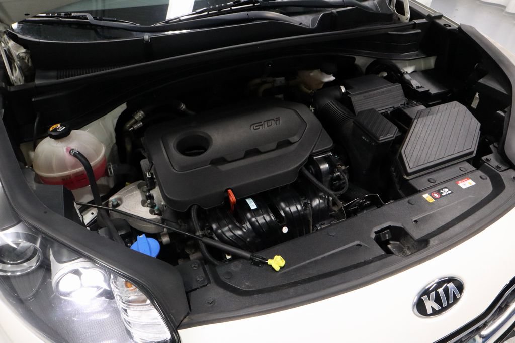 Used 2021 Kia Sportage LX FWD image 15