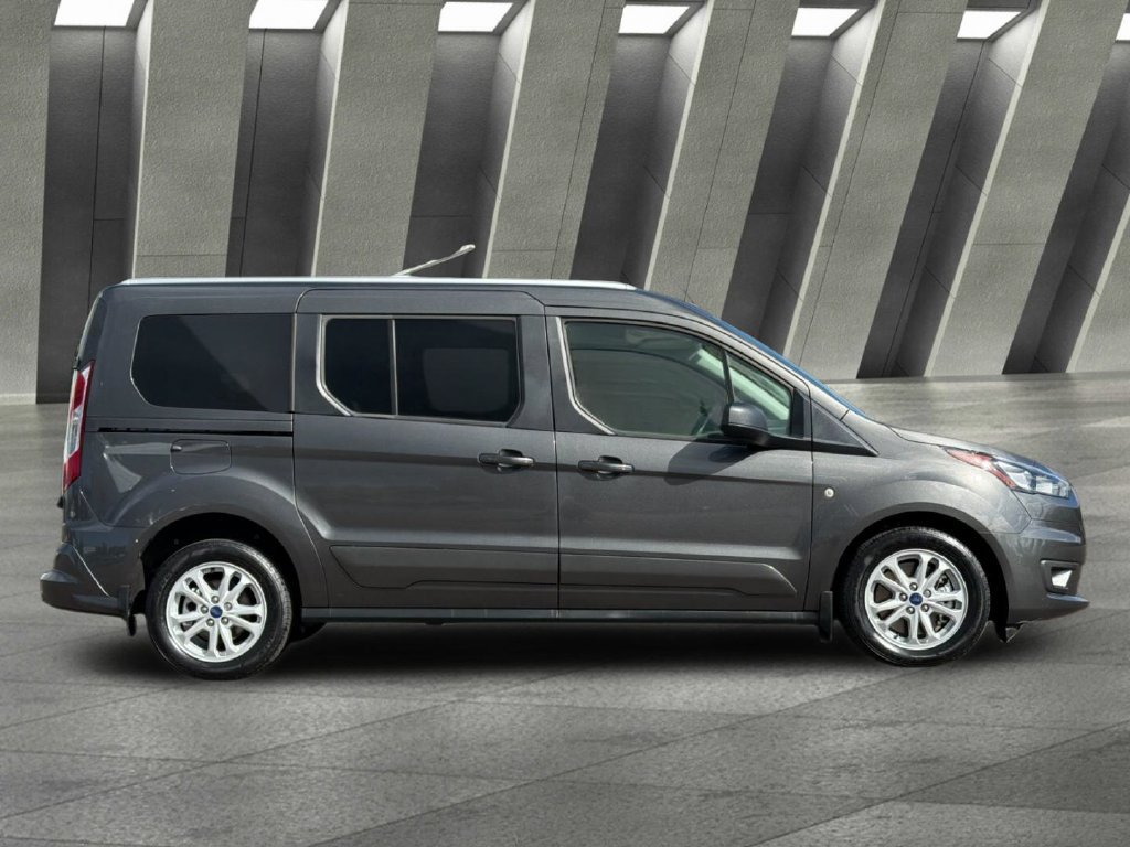 Certified 2023 Ford Transit Connect XLT FWD image 2